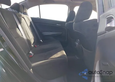 2010 Honda Accord 2.4 Ex z USA, uszkodzony, nr VIN 1HGCP2F70AA017452